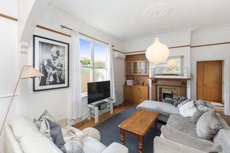 Photo of property in 240 Bealey Avenue, Christchurch Central, Christchurch, 8013