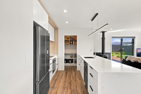 Photo of property in 52 Lakeland Avenue, Twizel, 7901