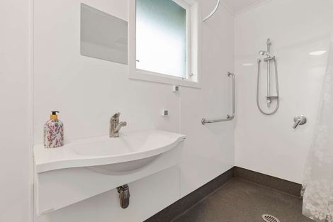 Photo of property in 21 Elliott Crescent, Owhata, Rotorua, 3010