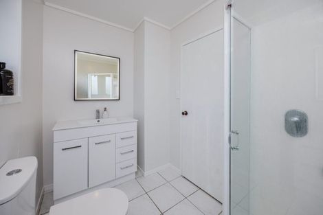 Photo of property in 2/9 Malte Brun Place, Papatoetoe, Auckland, 2025