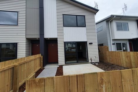 Photo of property in 42 Matawhanga Drive, Wattle Downs, Auckland, 2103