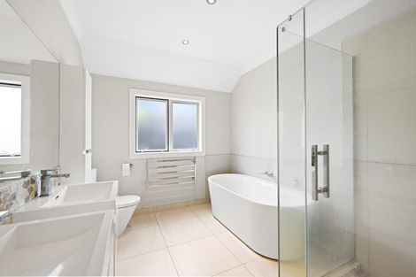 Photo of property in 12 Trent Lane, Flagstaff, Hamilton, 3210