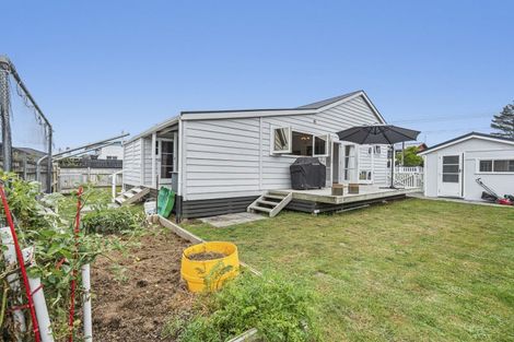 Photo of property in 7 Cutfield Street, Inglewood, 4330