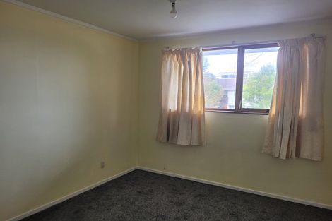 Photo of property in 1/46 Butterworth Drive, Glendene, Auckland, 0602