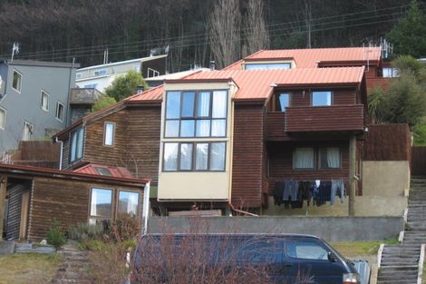 Photo of property in 58 Fryer Street, Queenstown, 9300