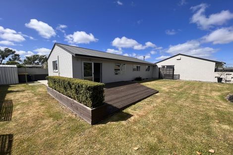 Photo of property in 2/51 Gardiners Road, Bishopdale, Christchurch, 8051