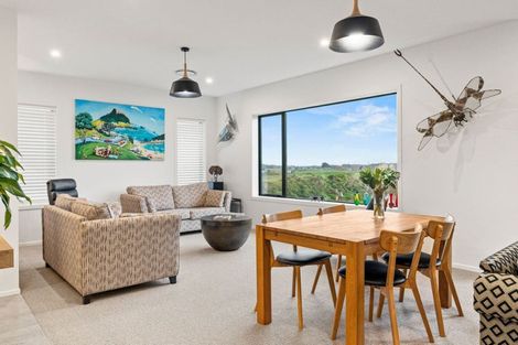 Photo of property in 24 Tower Crescent, Durie Hill, Whanganui, 4500