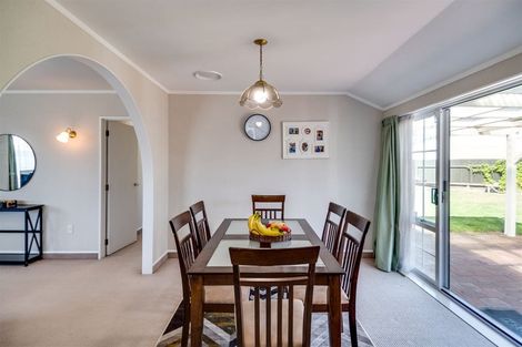 Photo of property in 4a Spriggs Crescent, Greenmeadows, Napier, 4112