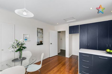 Photo of property in 32 Naenae Road, Naenae, Lower Hutt, 5011