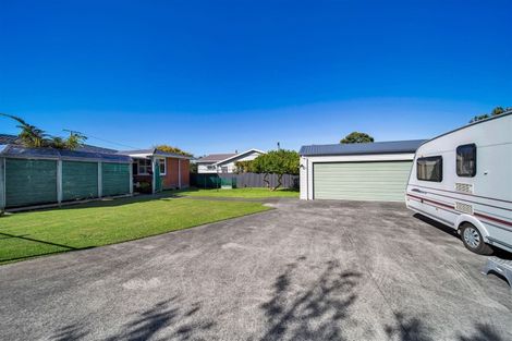 Photo of property in 35 Disraeli Street, Hawera, 4610