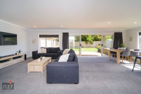 Photo of property in 18 Wescombe Grove, Feilding, 4702