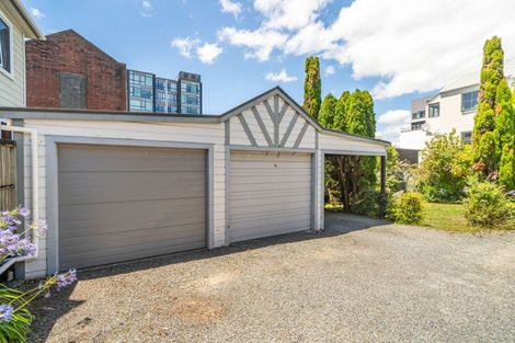 Photo of property in 24 Hobson Street, Thorndon, Wellington, 6011