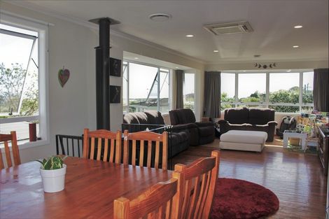 Photo of property in 208 Waikiekie Road, Thames, 3500