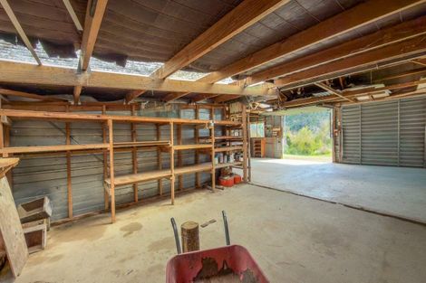 Photo of property in 174 Tapu Coroglen Road, Tapu, Thames, 3575