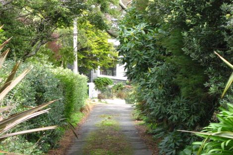 Photo of property in 10 Featherston Street, Macandrew Bay, Dunedin, 9014