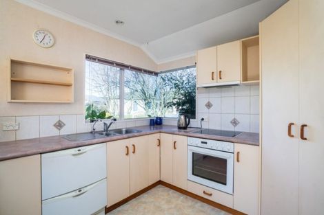 Photo of property in 51 Balmoral Drive, Hilltop, Taupo, 3330