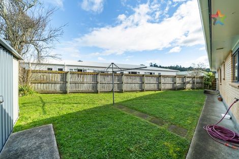 Photo of property in 14a Glen Road, Stokes Valley, Lower Hutt, 5019