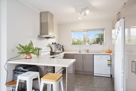 Photo of property in 2/73 Vintage Drive, Henderson, Auckland, 0612