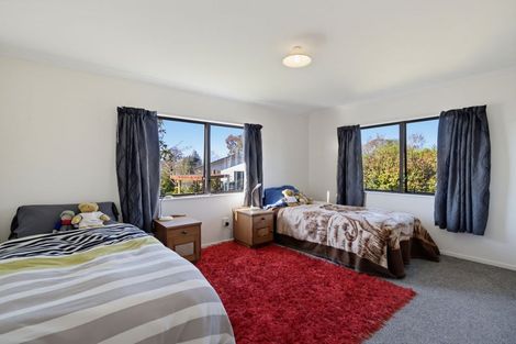 Photo of property in 35 Domain Road, Waipawa, 4210