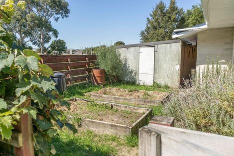 Photo of property in 15b Bell Street, Featherston, 5710