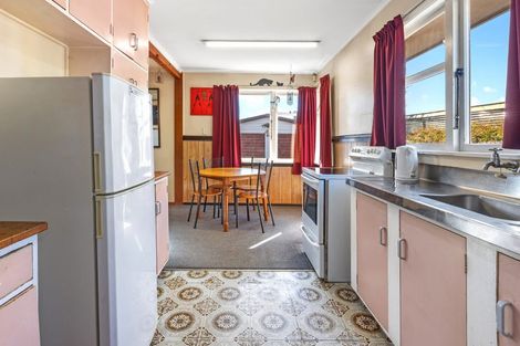Photo of property in 5 Mattingley Street, Aranui, Christchurch, 8061