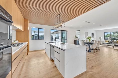 Photo of property in 70 Kaipara Portage Road, Riverhead, 0820