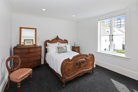 Photo of property in 26 Cranmer Square, Christchurch Central, Christchurch, 8013