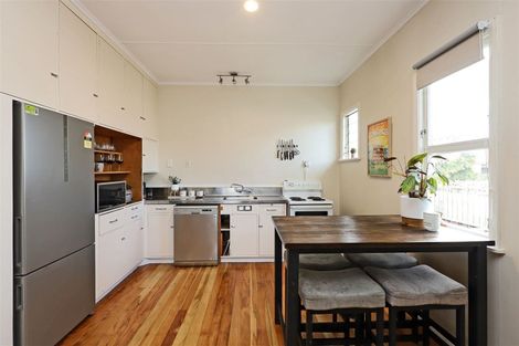 Photo of property in 503b Avenue Road West, Hastings, 4122