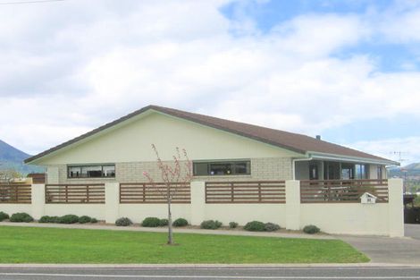Photo of property in 77 Acacia Bay Road, Nukuhau, Taupo, 3330