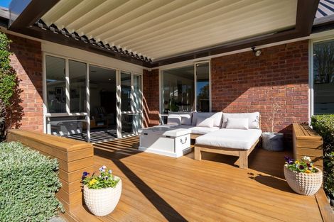 Photo of property in 2/14 Bentley Street, Russley, Christchurch, 8042