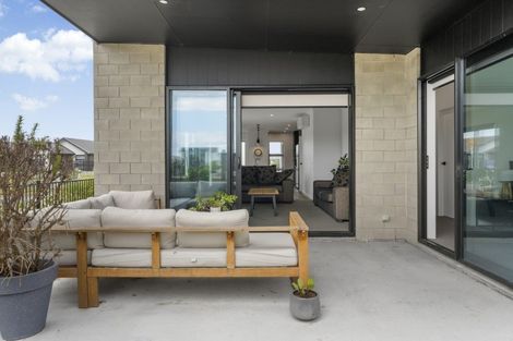 Photo of property in 1 Taniko Lane, Papamoa, 3118