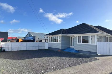 Photo of property in 57 Hayr Road, Three Kings, Auckland, 1042