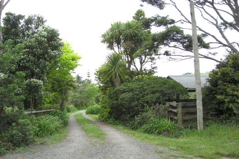 Photo of property in 149 Valley Road, Waimauku, 0881