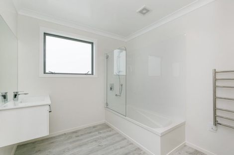 Photo of property in 1 Rarangi Way, Owhiro Bay, Wellington, 6023