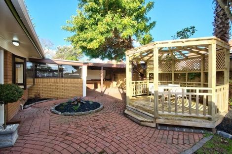 Photo of property in 2/15 Matuhi Rise, Henderson, Auckland, 0612