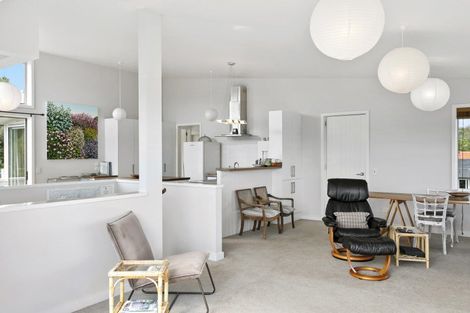 Photo of property in 35 Shepherd Road, Waipahihi, Taupo, 3330