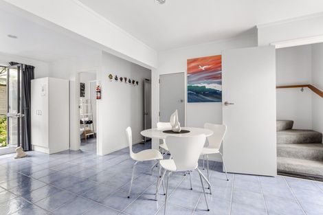 Photo of property in 48 Karewa Parade, Papamoa Beach, Papamoa, 3118