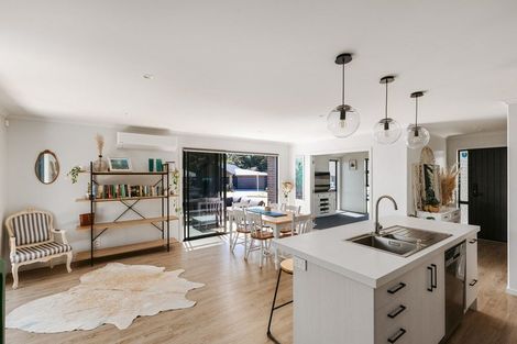 Photo of property in 180 Adler Drive, Ohauiti, Tauranga, 3112