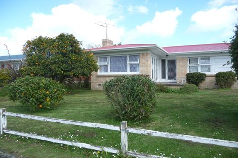 Photo of property in 24 Liston Crescent, Hillcrest, Hamilton, 3216