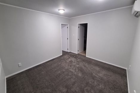 Photo of property in 3/26 Carrington Road, Point Chevalier, Auckland, 1025