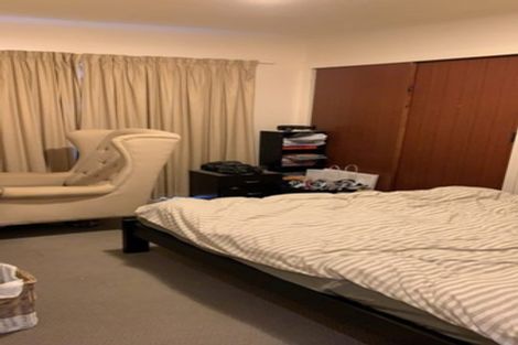 Photo of property in 4 Lynngate Place, Hillcrest, Auckland, 0627