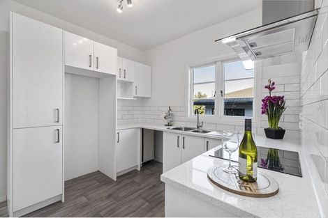 Photo of property in 1/62 Hillcrest Road, Papatoetoe, Auckland, 2025