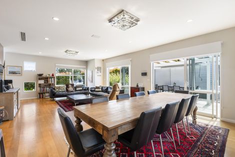 Photo of property in 33 Caldera Drive, Long Bay, Auckland, 0630