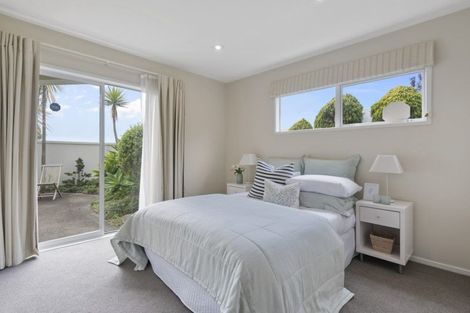 Photo of property in 1/14 Bournemouth Terrace, Murrays Bay, Auckland, 0630