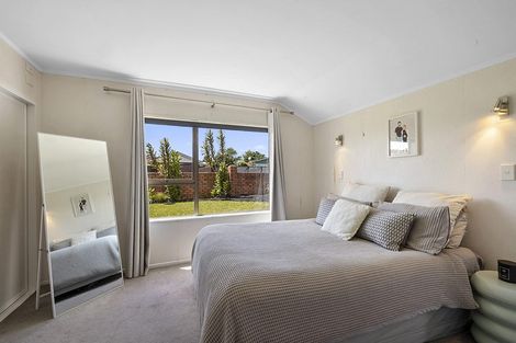 Photo of property in 115 Heta Road, Highlands Park, New Plymouth, 4312