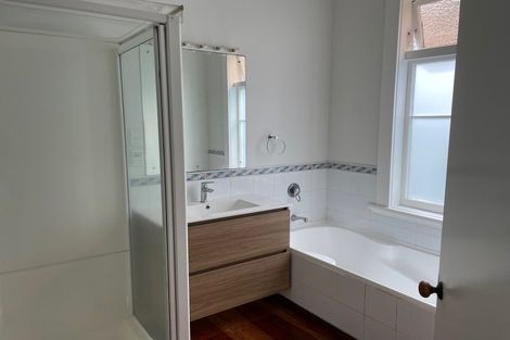 Photo of property in 83 Gribblehirst Road, Sandringham, Auckland, 1025