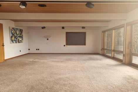 Photo of property in 102 Beachville Road, Redcliffs, Christchurch, 8081