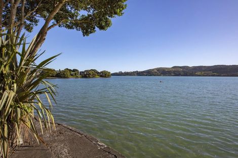 Photo of property in 58a Wallis Street, Raglan, 3225