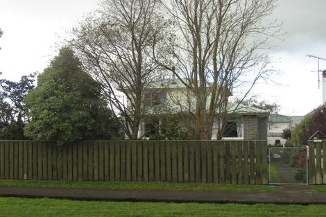 Photo of property in 138 Pembroke Street, Carterton, 5713