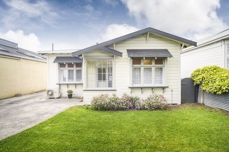 Photo of property in 375 College Street, Hokowhitu, Palmerston North, 4410